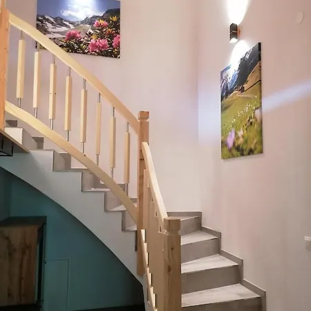 Alpen-appartement Auerhof شقة